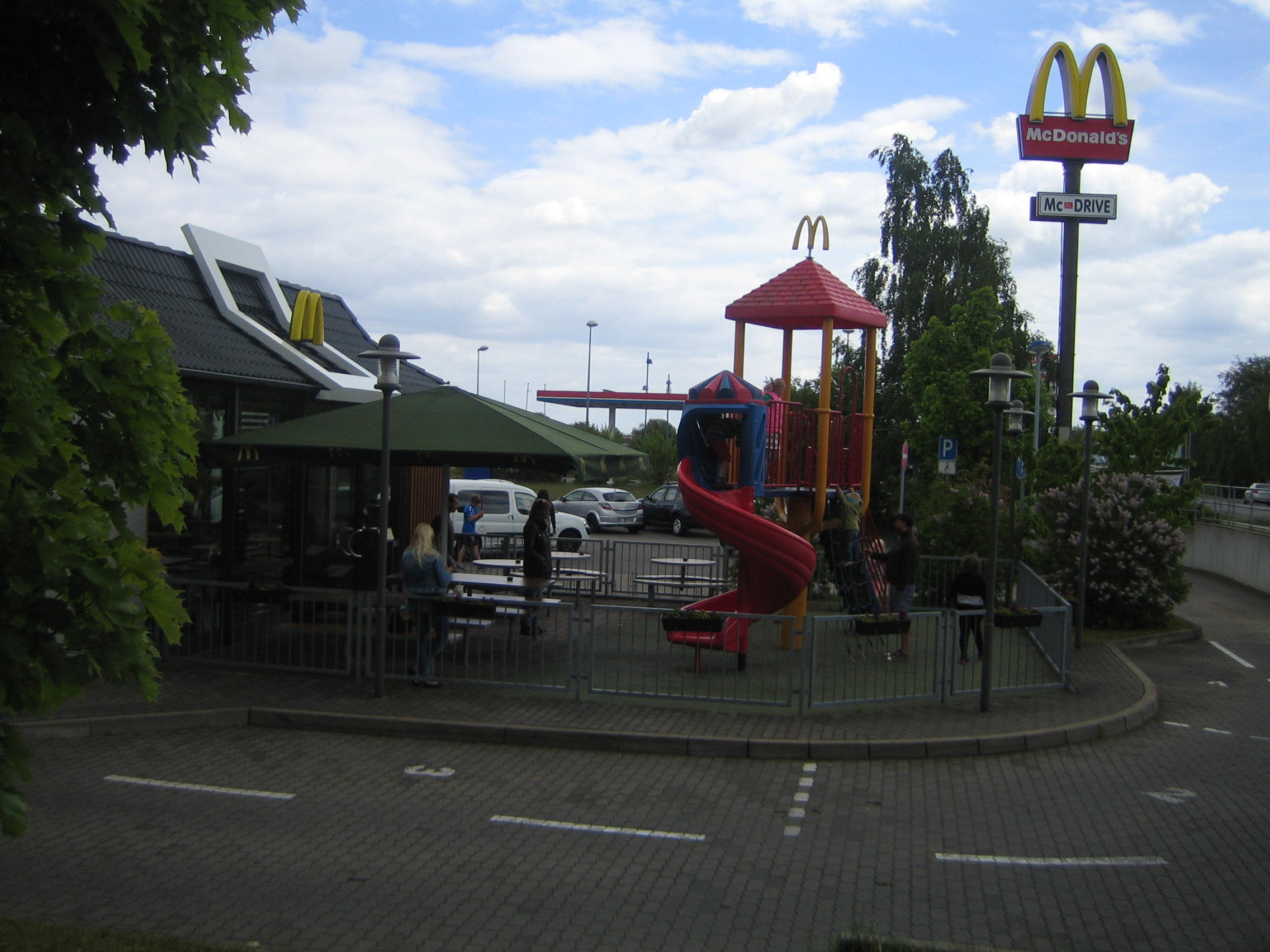 McDonalds Großpösna
